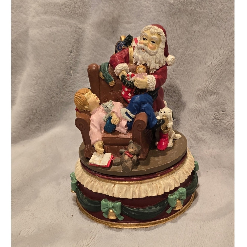 Vintage Santa Claus Music Box "Santa Claus is Coming to Town" Christmas Decor